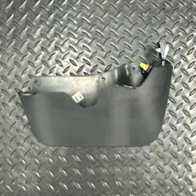84639027 GM Right Fender Mud Guard Paint Protector 2500 3500 84639027 GM Right Fender Mud Guard Paint Protector 2500 3500