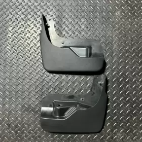 84927761 GM Protectors Left Right Mud Guards 1500 Chevrolet