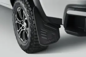 84944139 GM Front Flat Splash Guards Canyon