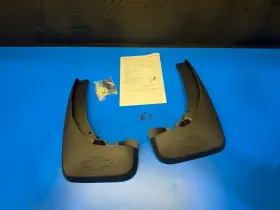 17800583 GM CHEVROLET Nos Front Mud Flap Splash Guard Chevy
