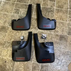 12499684 GM OEM Mud Flap Splash Guard Canyon