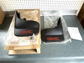 19212554 GM OEM Nos Rear Spalsh Guards Gmc Sierra