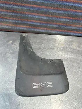 19213389 GMC Splash Guard Gm