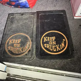 RSG814 GROBOSKI Keep Truckin Mud Flaps Splash Guards 70S