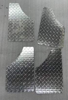 042899100775 HIGHLAND GROUP Plate Splash Guards Mud Flaps Set