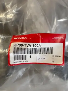 08P00-TVA-100A HONDA Mud Guard Set Splash