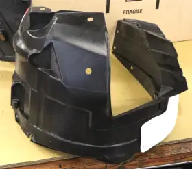74151-SZT-G00 HONDA Front Driver Fender Liner