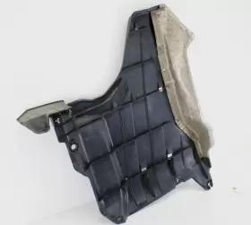 74520-T2F-A00 HONDA Exl Body Cover Shield Middle Right Lower
