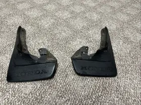 75810-SH3-A000 HONDA Ef Hatch Front Left Right Mud Flaps Dx