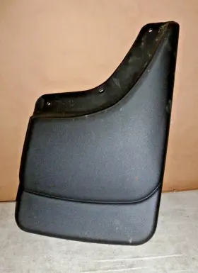5706 HUSKY LINERS Mud Guard Right Rear 1500 2500 3500 Ram