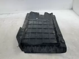84147-D3000 HYUNDAI Right Passenger Lower Body Guard Cover #3