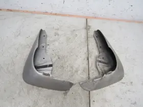 999J2TQK2203 INFINITI Driver Passenger Front Fender Lower Mud