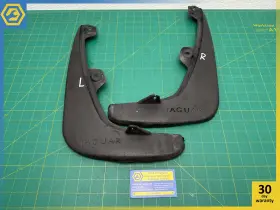 AW93-16C570-AA JAGUAR Xjr Front Mud Guard Splash Xj