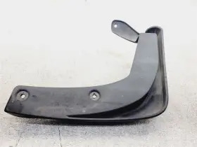2PF46-AC000 KIA Front Passenger Mud Flap Guard Sorento