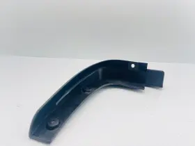 2PF46-AC320 KIA Steps Rear Right Splash Guard Sorento