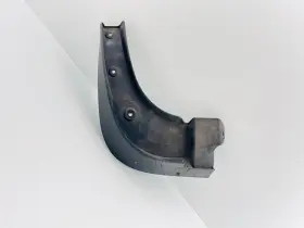 B2F46-AC010 KIA Front Wheel Mud Guard Driver Soul