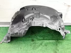 LR015038 LAND ROVER Sport Front Right Rh Fender Splash Shield