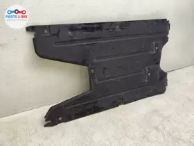 LR092679 LAND ROVER Velar Rear Center Splash Shield Uner Body #3