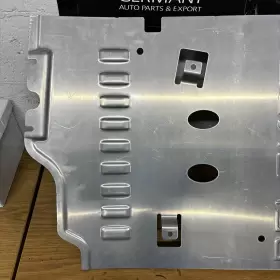 LR141823 LAND ROVER Rear Transmission Skid Plate Guard #3