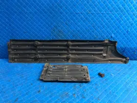 53886-50010 LEXUS Left Driver Body Splash Shield Panel Set