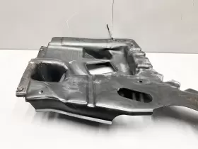 670032420 MASERATI Levante Front Right Body Splash Guard #3