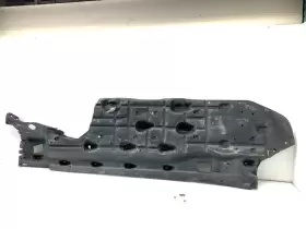 670032422 MASERATI Levante Right Passenger Underbody Splash