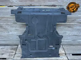 1675200100 MERCEDES Gle Gls Center Underbody Splash Guard Kmi