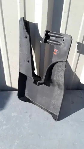 A9068820104 MERCEDES Front Passenger Mud Flap Shield 2500 A9068820104 MERCEDES Front Passenger Mud Flap Shield 2500