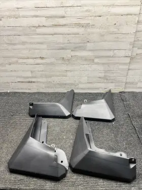 MUD-2305 NILIGHT Flaps Tesla Cybertruck Front Rear MUD-2305 NILIGHT Flaps Tesla Cybertruck Front Rear