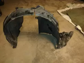 638433NA0A NISSAN Leaf Fender Liner Right Passenger