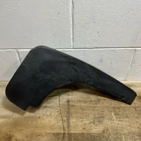 63850-7S860 NISSAN Mud Flap Guard Front Right Splash Shield