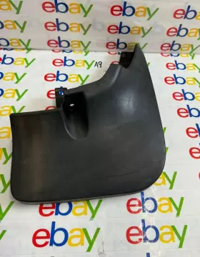 638509Z500 NISSAN Front Right Passenger Mud Flap Splash Guard