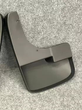 999J2-2U00004 NISSAN Armada Rear Splash Guards Set #3