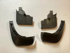 KE788-6R031 NISSAN Fender Mud Guard Splash Shield Set Rogue