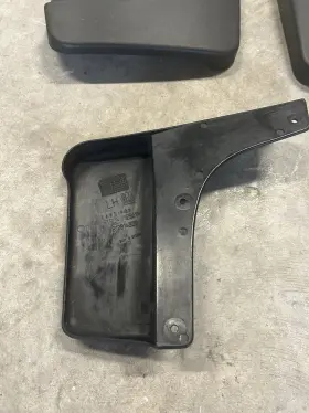 84649174 CHEVROLET Front Splash Guard Mud Flaps 1500 #2