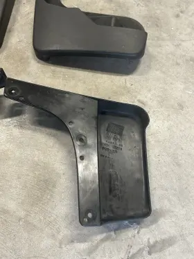 84649174 CHEVROLET Front Splash Guard Mud Flaps 1500 #3