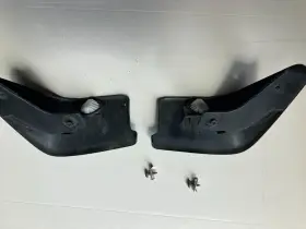 BCN7-V3-450 MAZDA Hatchback Front Splash Guards Set
