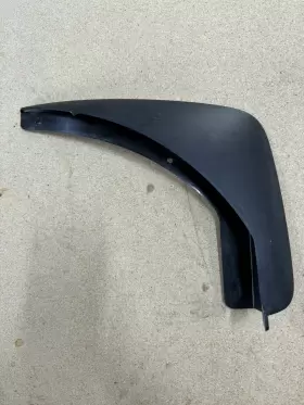 78812-1AA0A OEM NISSAN FACTORY GENUINE Mudguard Set Rear Rh
