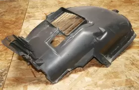 51717162832 ORIGINAL FACTORY GENUINE SPLASH SHIELD PASSENGER