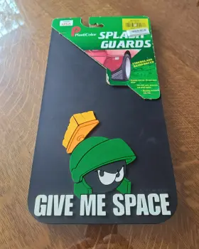 0293 PLASTICOLOR Nos Marvin Martian Mud Flaps Splash Guards
