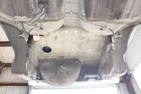 196.PO1L86 PORSCHE Body Floor Pan 944 #2