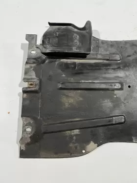 7P0825369 PORSCHE Rear Floor Body Splash Shield Cayenne #2
