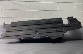 95B825205B PORSCHE Macan Left Lower Underbody Shield