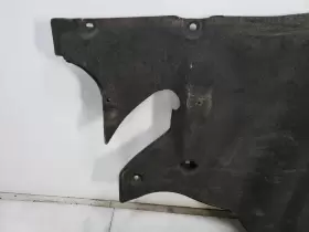 1104313-00-A TESLA Rear Body Middle Splash Shield Aero #2