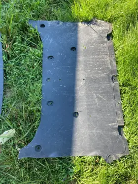 1585229-00-B TESLA Front Underbody Splash Shield Aero 1585229-00-B TESLA Front Underbody Splash Shield Aero