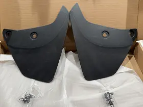 1634443-00-A TESLA Mud Flap Guard Front