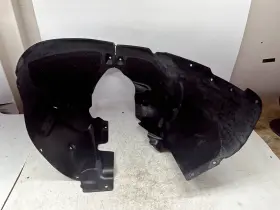 167-690-39-00 TESLA Front Right Wheel Liner