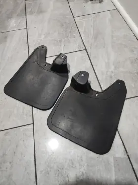 Toyota 216.to1693 89 94 Pickup 2wd Front Mud Flaps Set Of 2 L&r