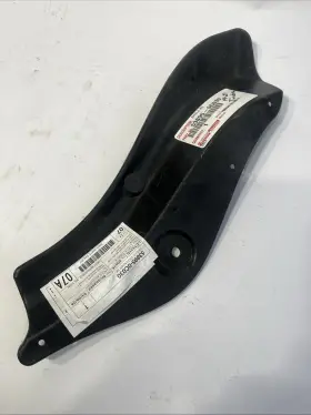 53875-0C070 TOYOTA Front Passengers Fender Liner Rear Tundra