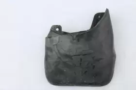 76621-35040 TOYOTA Right Front Mud Flap Guard 2WD 4RUNNER